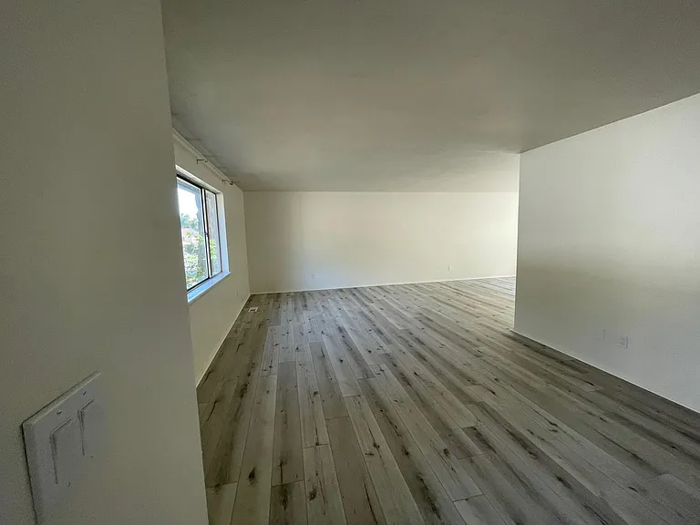 487 Stadium Ave — Photo 5
