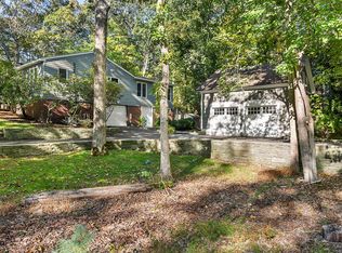 36 Denise St, Sag Harbor, NY 11963