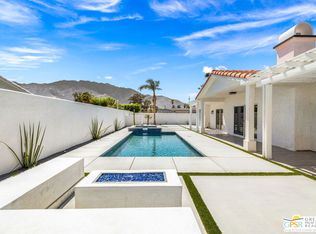 2105 E Francis Dr, Palm Springs, CA 92262