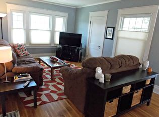 22 Hillview Pl, Hamburg, NY 14075
