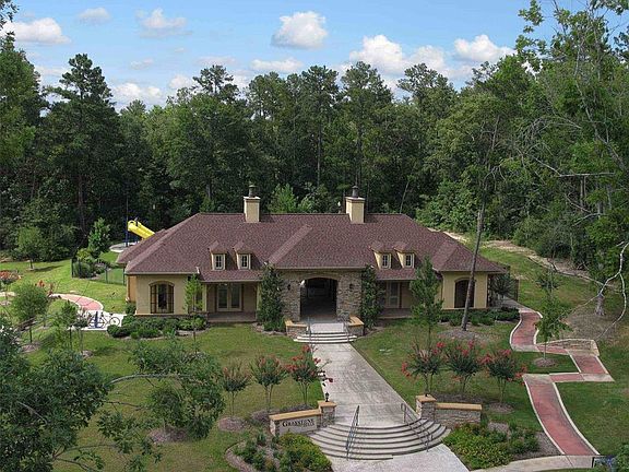 5th image of 2022 Graystone Hills Dr