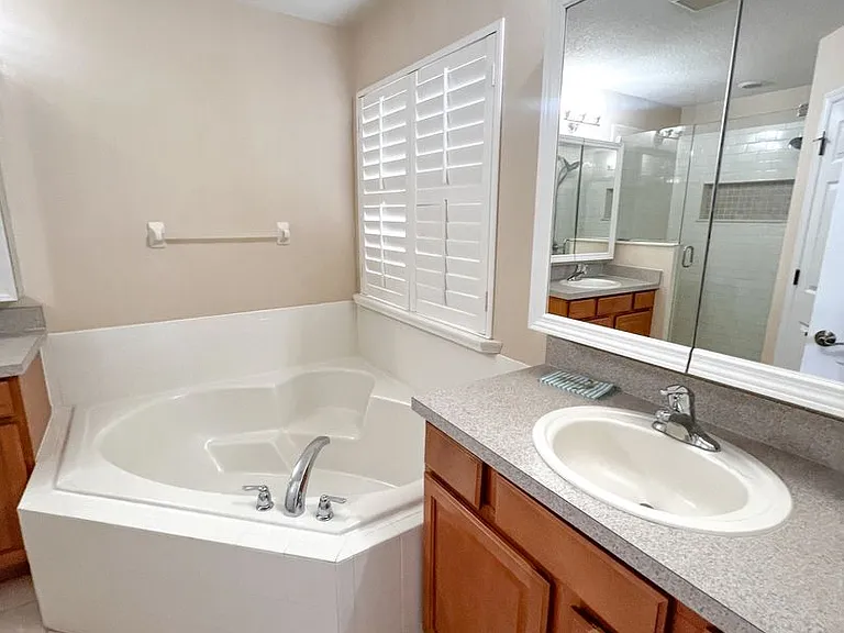 14252 Confetti Dr — Photo 48