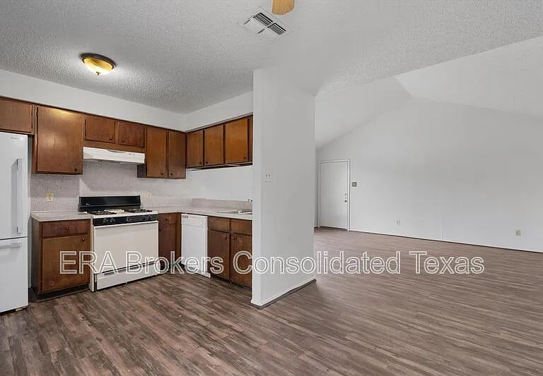 5304 Indio Cir — Photo 10