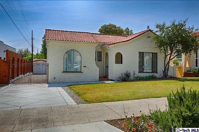 1st image of 411 S Bel Aire Dr