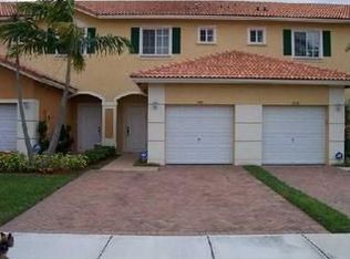 5727 Isles Cir, Tamarac, FL 33321