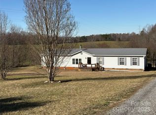 2084 W Memorial Hwy, Union Grove, NC 28689