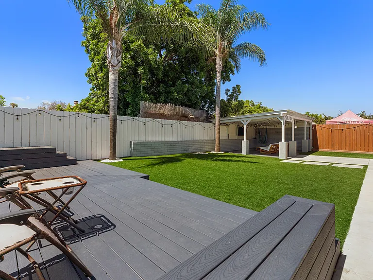 4838 Mount Saint Helens Dr — Photo 32