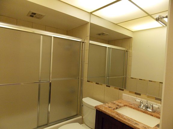 4th image of 688 Mariners Island Blvd APT 203