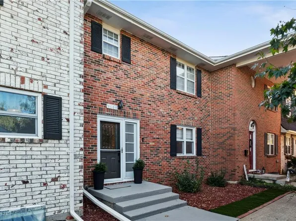 8604 W 84th Ter, Overland Park, KS 66212