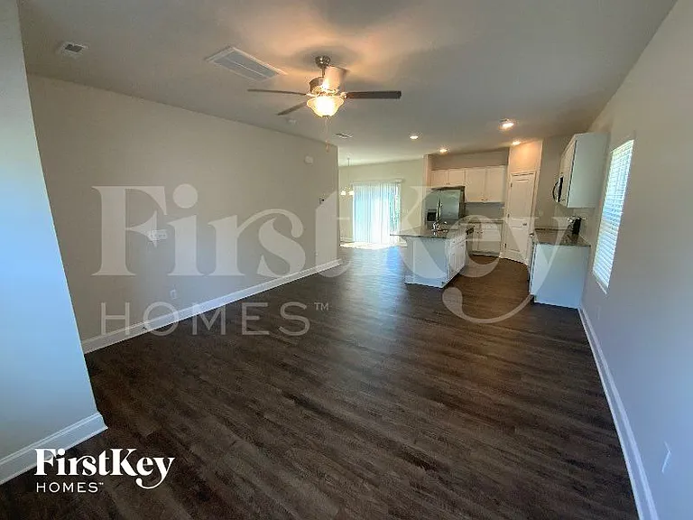 5225 Cobblestone Glen Dr — Photo 3