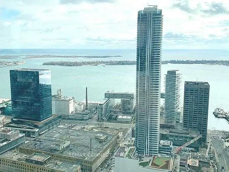 8 The Esplanade #5309 — Photo 3
