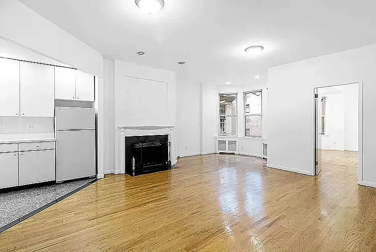 40 East 65th Street — Photo 3