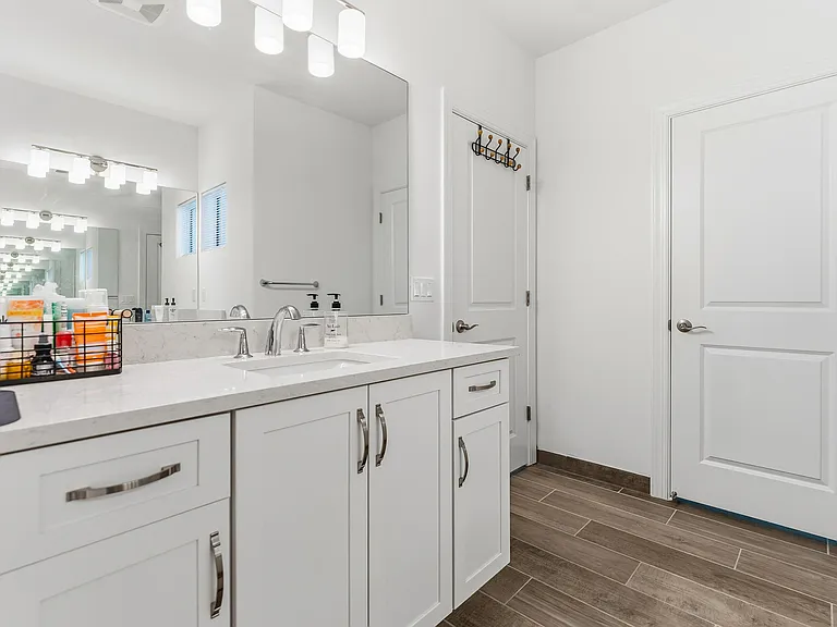 550 Parsons Way — Photo 18