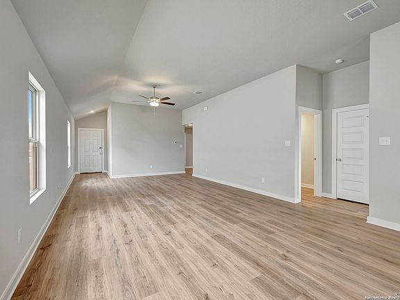 4th image of 6219 Persimmon Lake