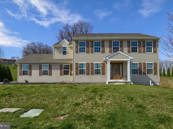 679 Saddle Rd, Palmyra, PA 17078