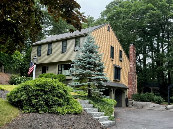 75 Otter Rock Rd, Duxbury, MA 02332