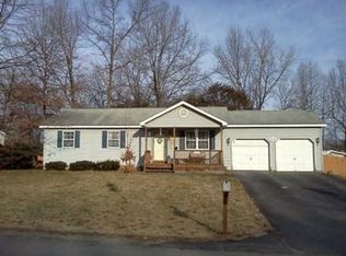 3 Devine Dr, Hudson Falls, NY 12839