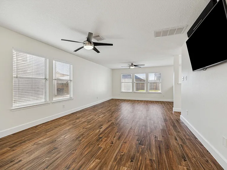 262 Rolling Brook Dr — Photo 8