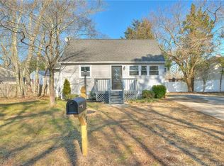 81 Poplar St, Waretown, NJ 08758