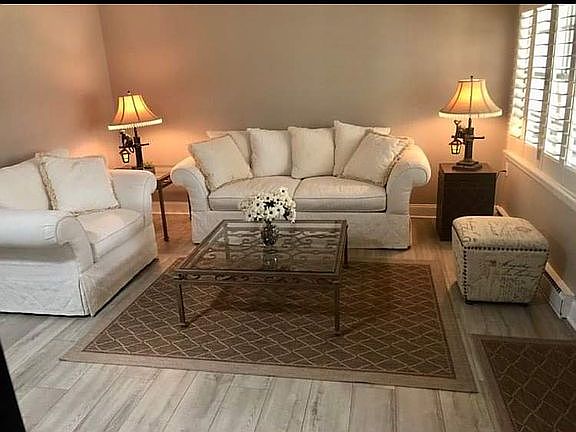 3rd image of 669C New Castle Ct