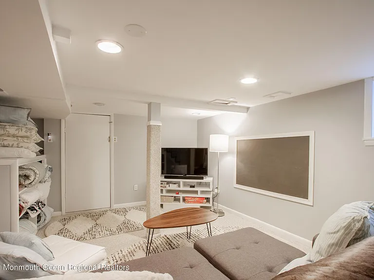 40 Rumson Rd — Photo 20