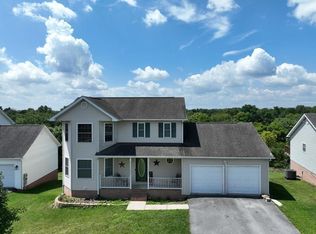 128 Ford Cir, Inwood, WV 25428