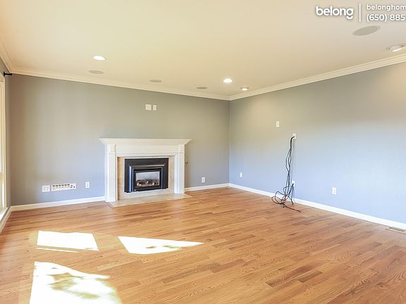 3rd image of 235 N Kingston St