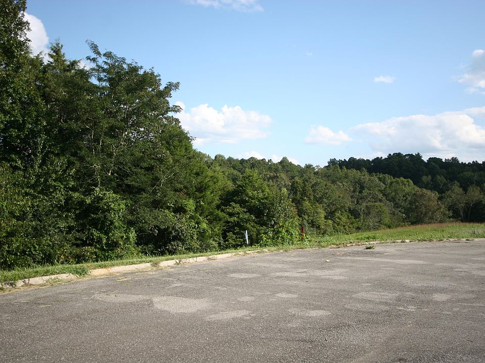 1st image of Courtney Ln