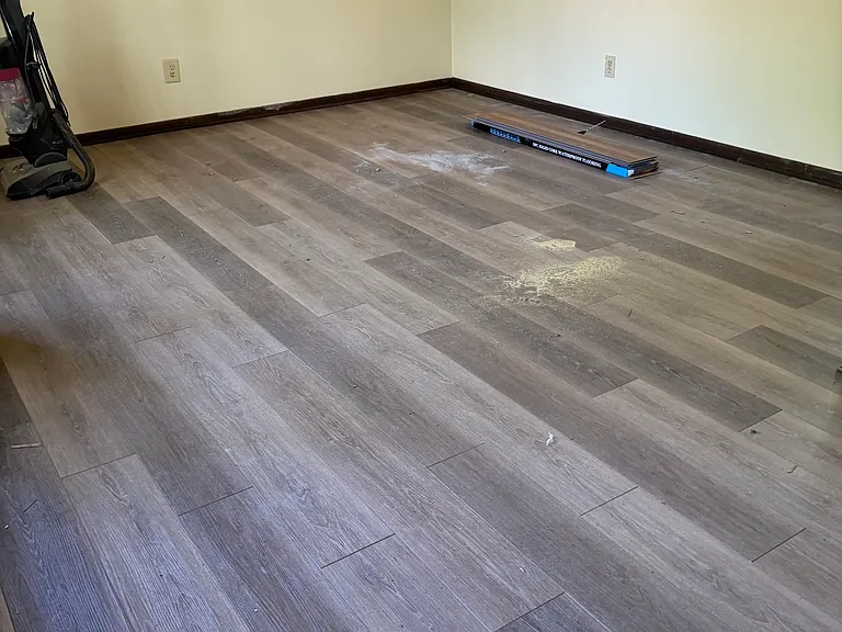 6993 Eisenhower Ave — Photo 7