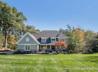 2090 Scarlet Oak Ct NE, Ada, MI 49301