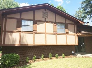 229 Warrensburg Dr, Belleville, IL 62223