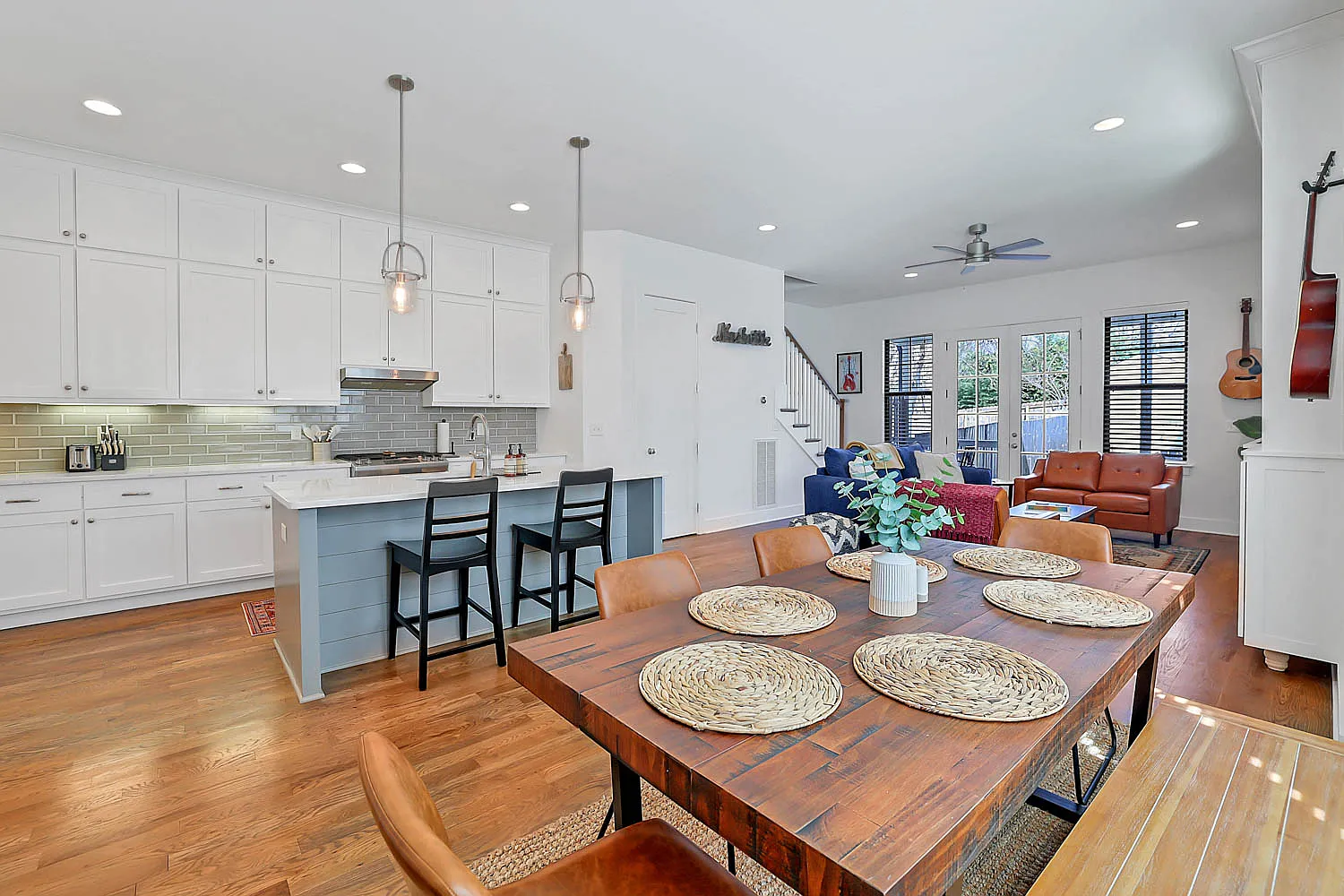Modern 3-Bedroom Home Minutes from Downtown Nashville — Photo 2