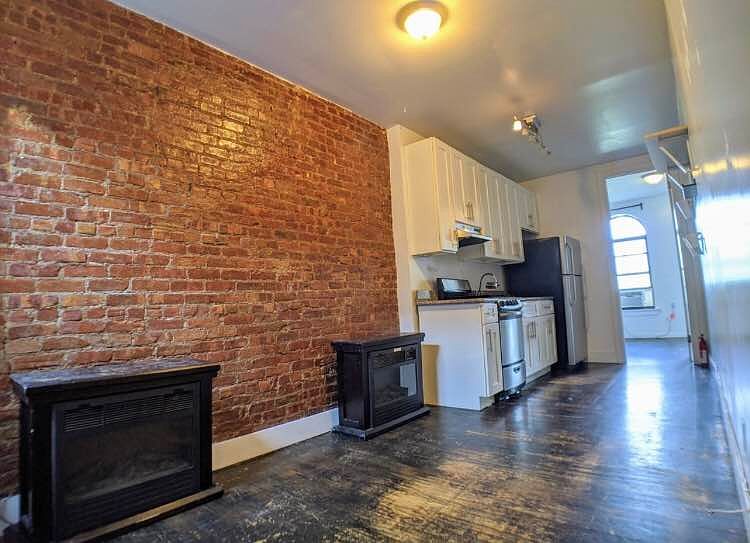 1st image of 167 Starr St APT 2R