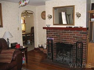 4th image of 64 W Dorsey Ln