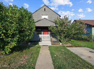 803 S 9th Ave, Yakima, WA 98902