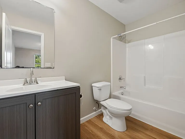 1282 Lockbourne Rd #B — Photo 8