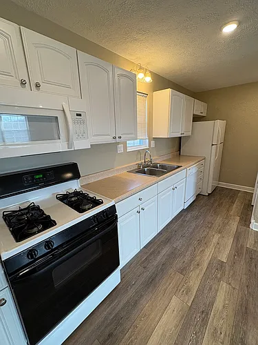 146 Brenda Ln Photo 1
