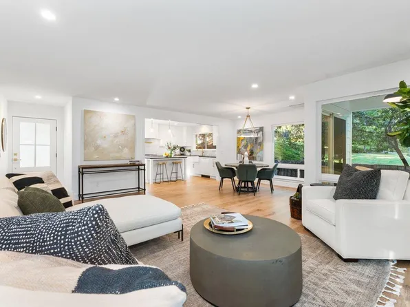 1358 Sylvan Court, Healdsburg, CA 95448