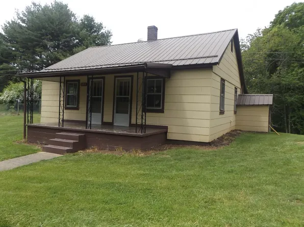 1295 Iron Ridge Rd, Galax, VA 24333