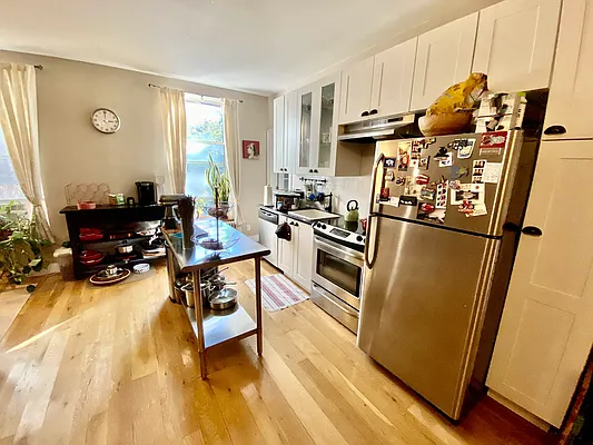 Rented by Stipple Inc. | media 7