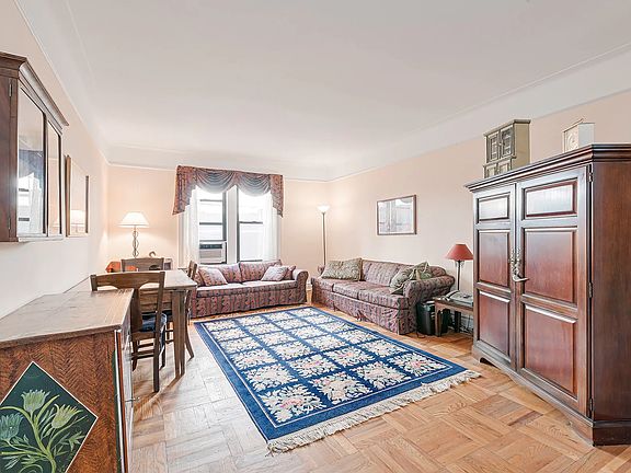 4th image of 315 E 80th St APT 5H
