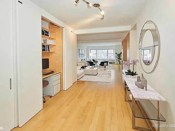 4th image of 150 E 69th St APT 21M