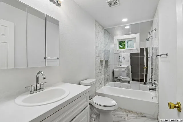 311 Castillo Ave #102 — Photo 7
