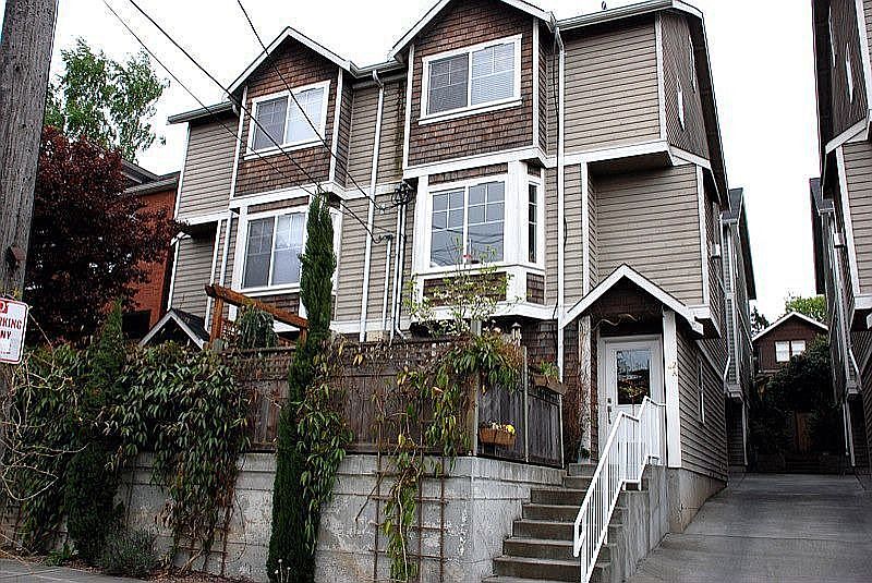 Facade of front units