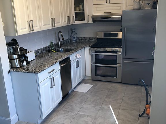 2nd image of 5410 Netherland Ave #D51