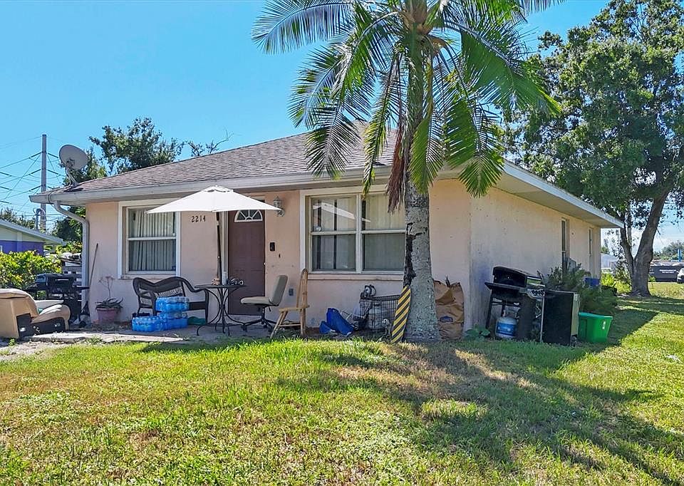 1st image of 2214 Park Rd