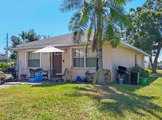 2214 Park Rd, Venice, FL 34293