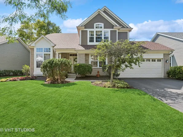 18212 W Meander Dr, Grayslake, IL 60030