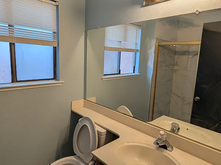 7673 Lakewood Park Dr — Photo 2