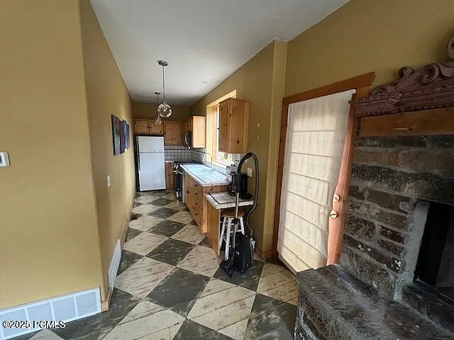 68 King Rd — Photo 5